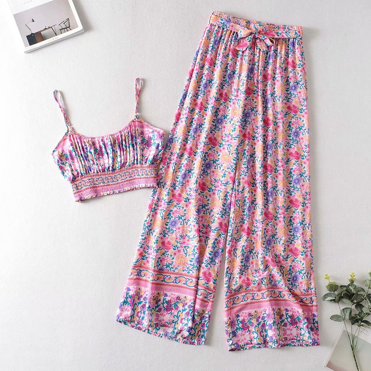 Vintage Pattern Print Women 2 Piece Set Spring  Midriff Baring Wide Leg Pant Retro Chic Beach Vacation Women Set