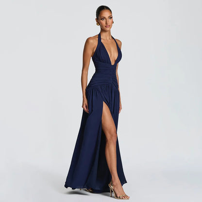 Vestido largo elegante con cuello halter